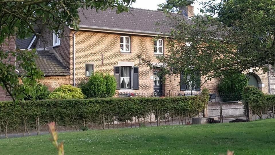 Hoeve Op De Meer Maastricht Exterior foto